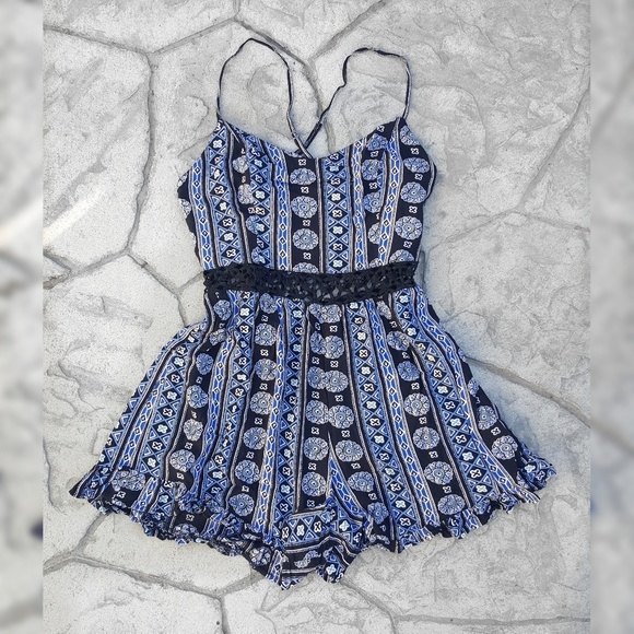 Hollister Pants - Hollister Blue Lace Cut Waist Romper
Size Small
